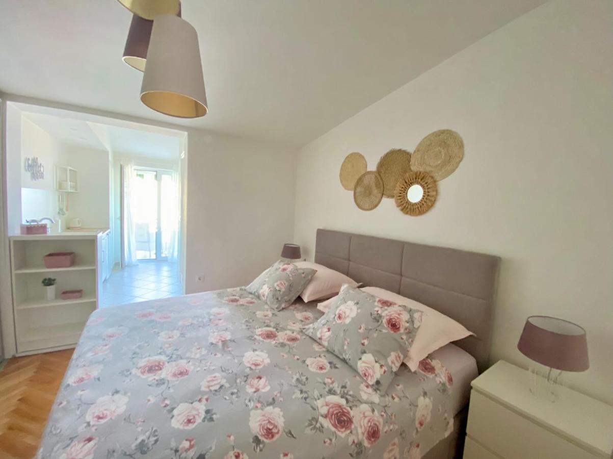 Apartmani Marko 투체피 외부 사진